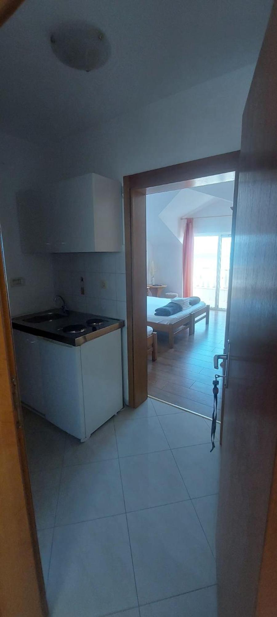 Apartments Ticinovic Омиш Экстерьер фото